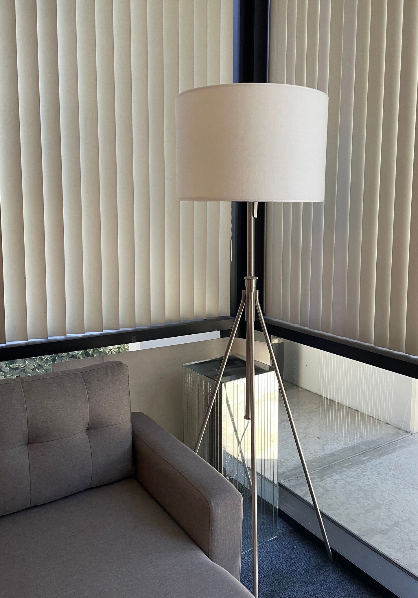 Versatile Adjustable Tripod Floor Lamp with Shade