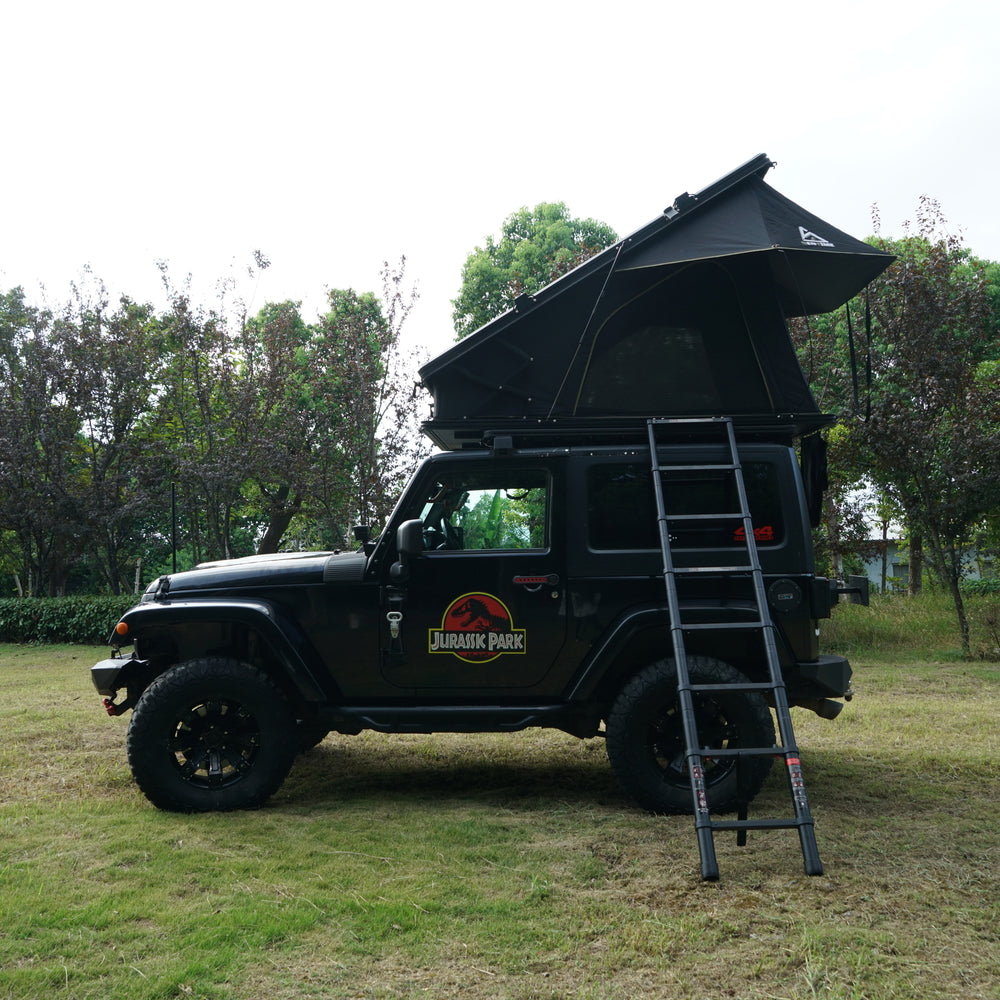 Quick Pop Rooftop Tent: Cozy Adventure for Two to Three!