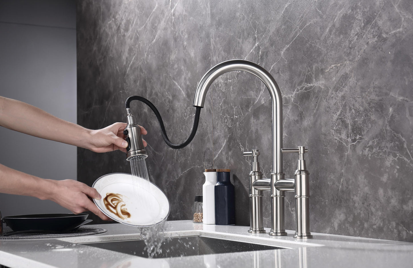 Spotless Pull-Down Kitchen Faucet