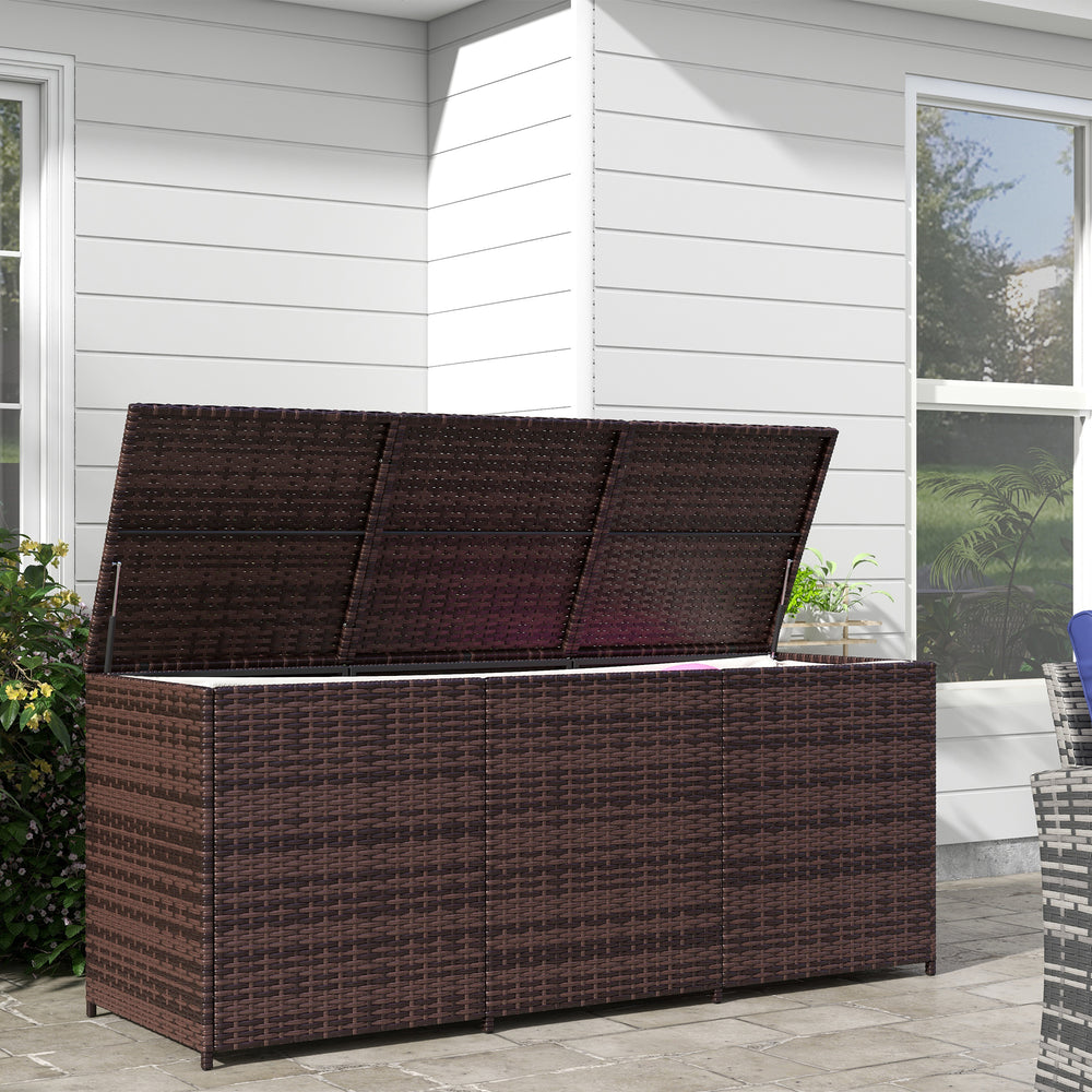 Outsunny Cozy Rattan Storage Chest - Perfect for Patio & Pool!