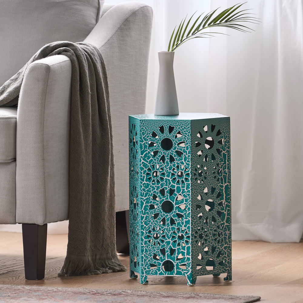 Eliana Chic Side Table