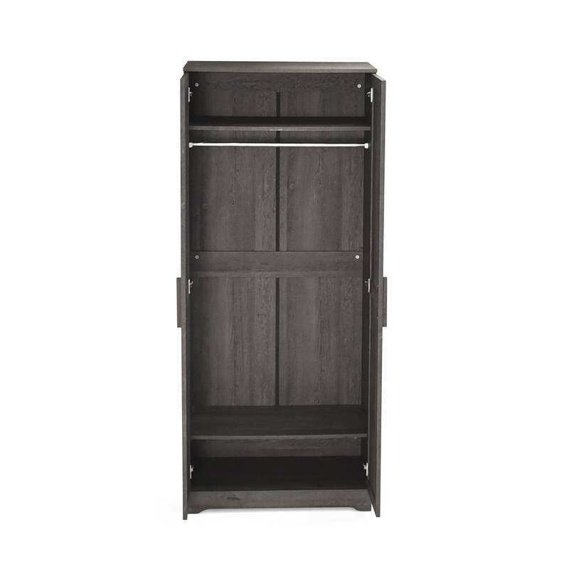 Delaney Chic Wardrobe