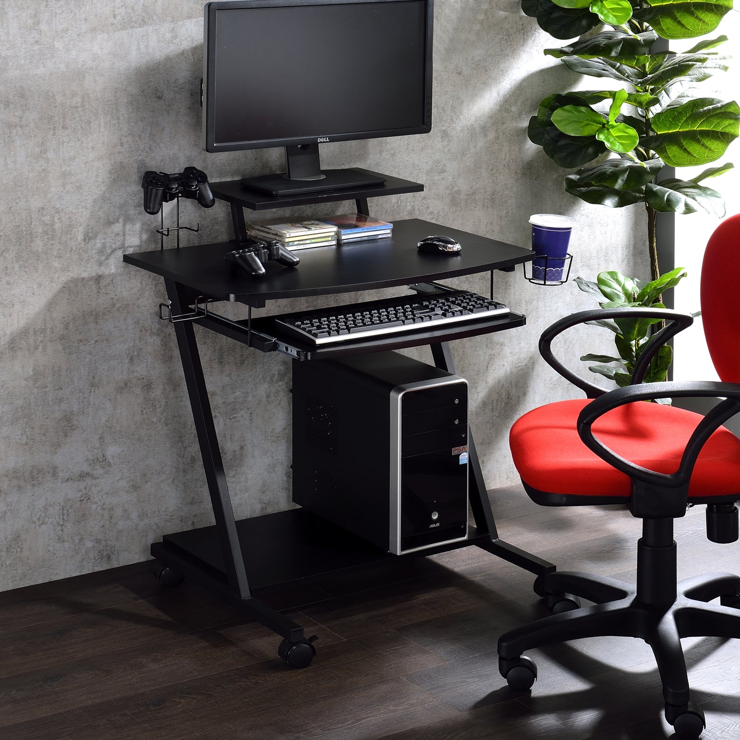 Sleek Black Gaming Desk with Convenient Keyboard Tray