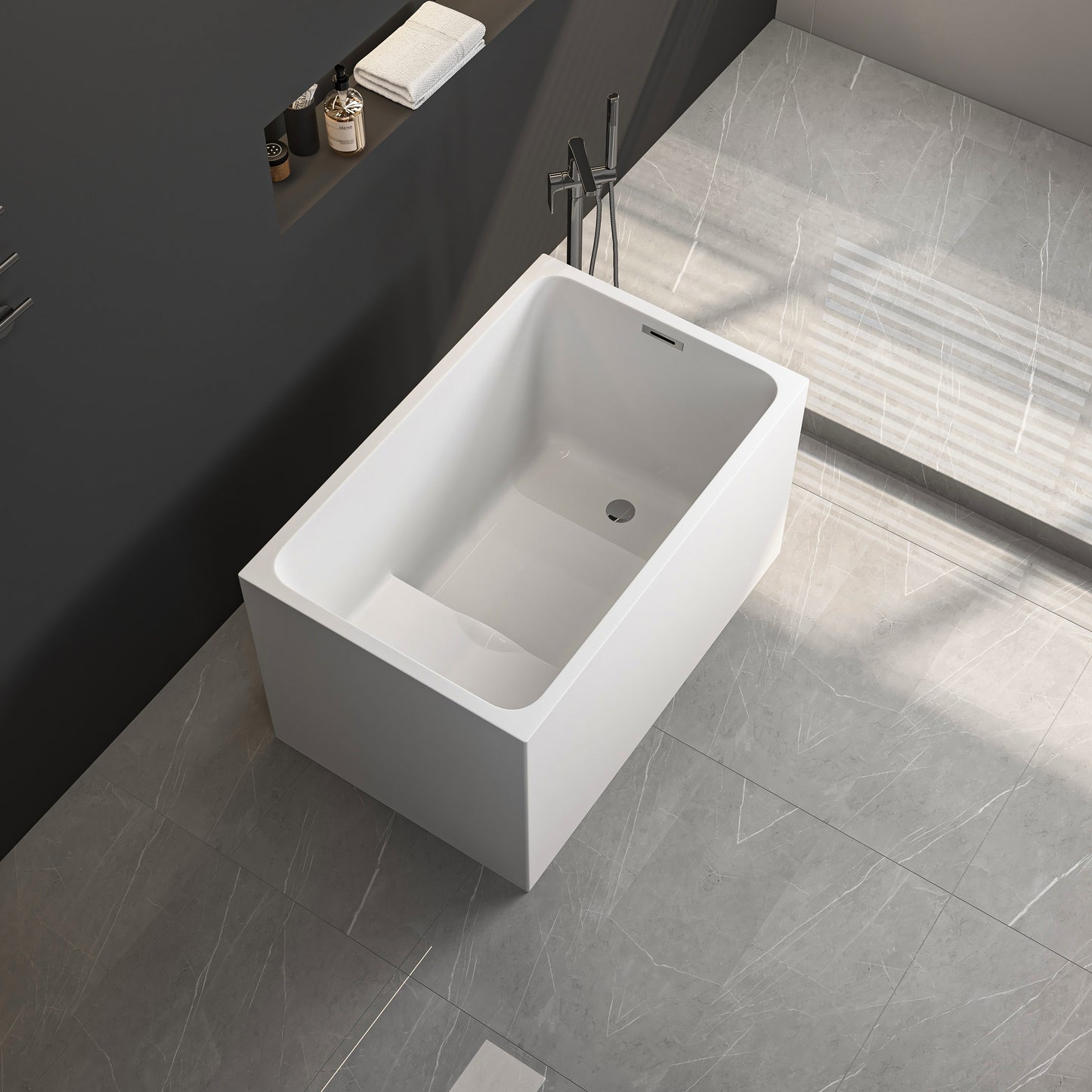 Stylish Freestanding Acrylic Tub with Seat