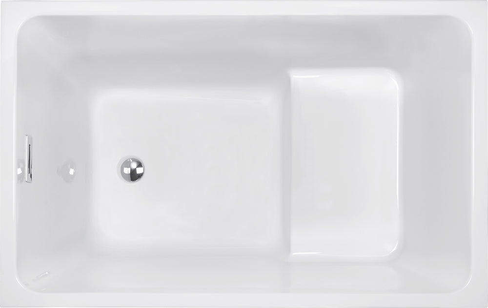 Stylish Freestanding Acrylic Tub with Seat