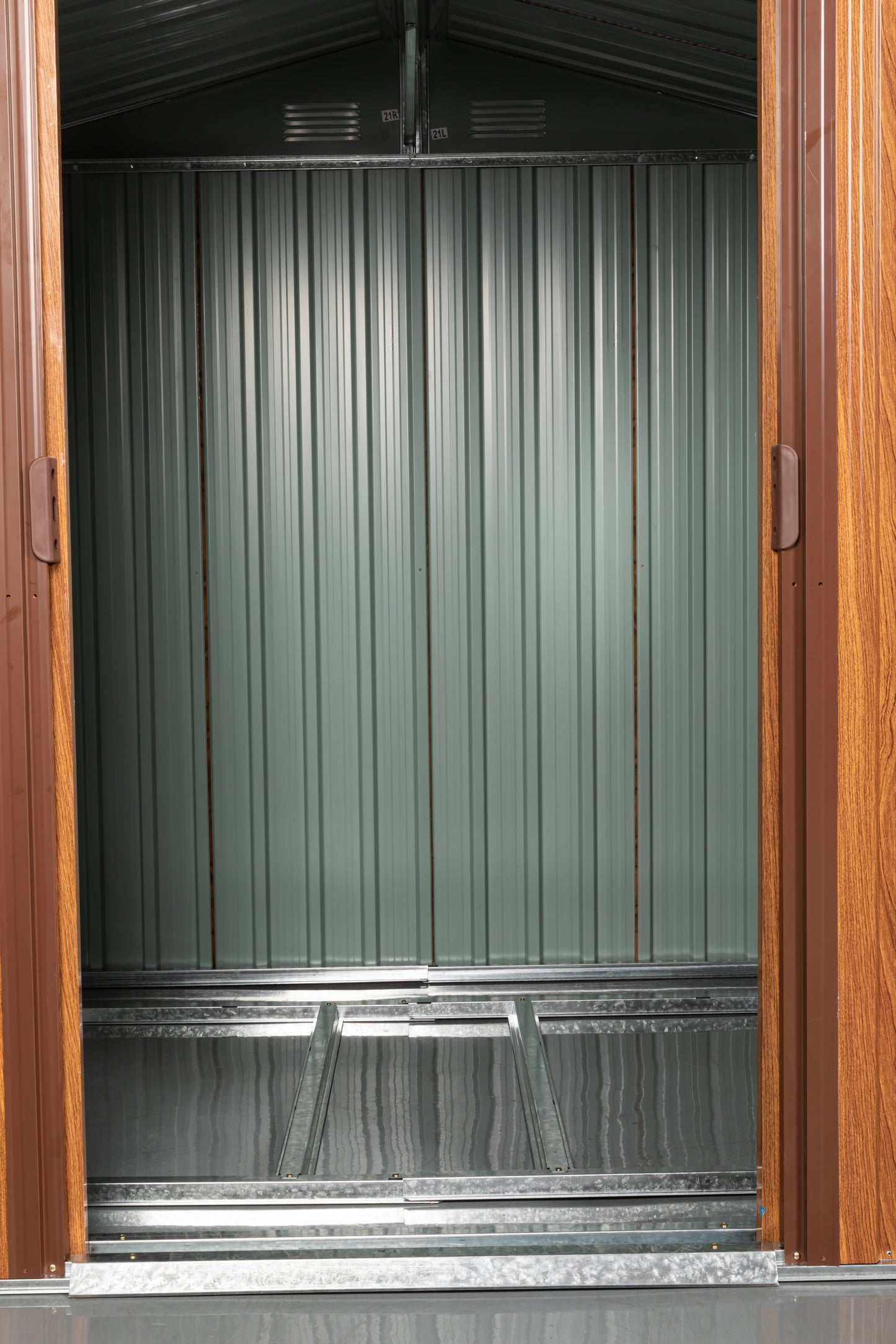 Garden Haven Metal Shed with Window