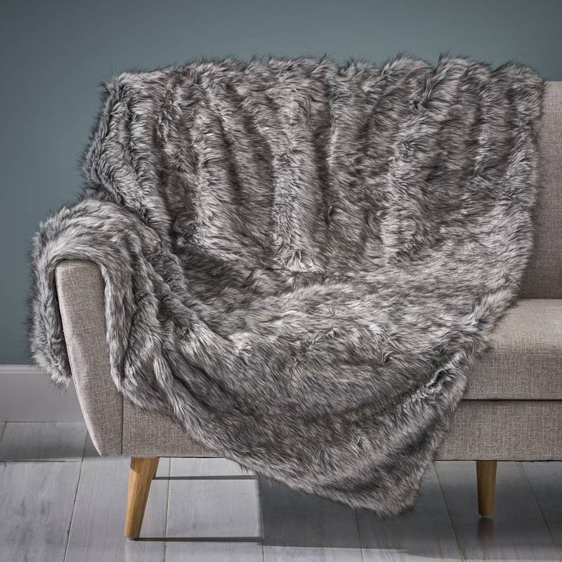 Cozy Comfort Throw