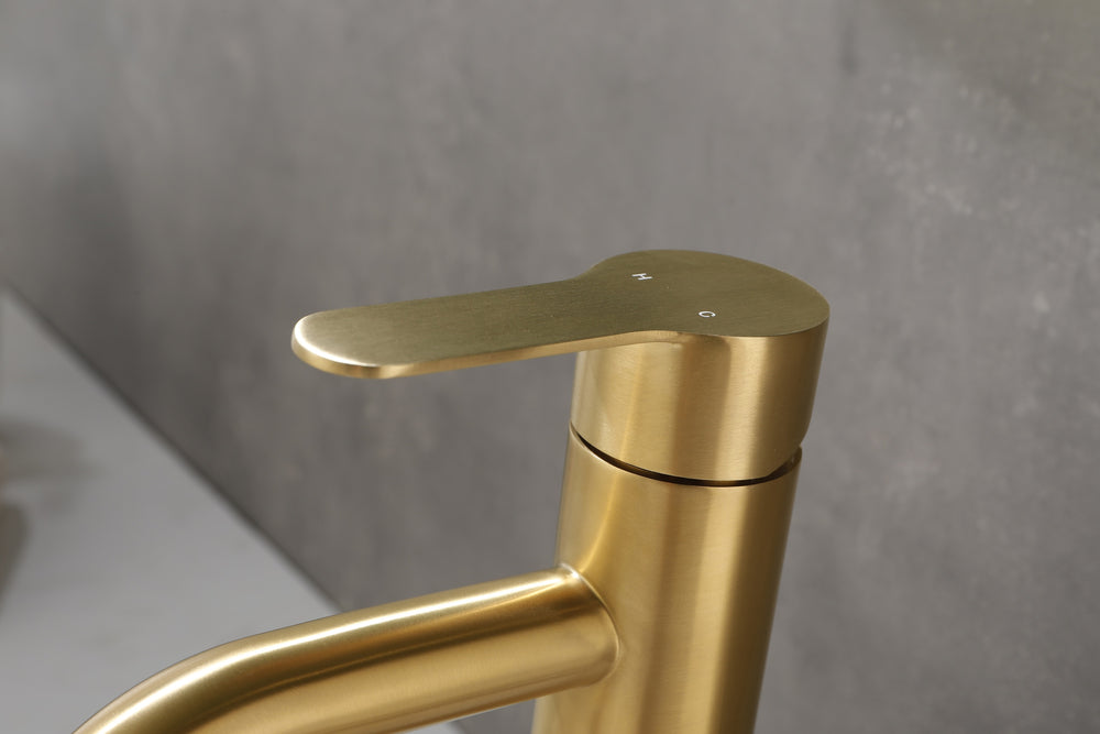 Sleek Modern Bathroom Faucet