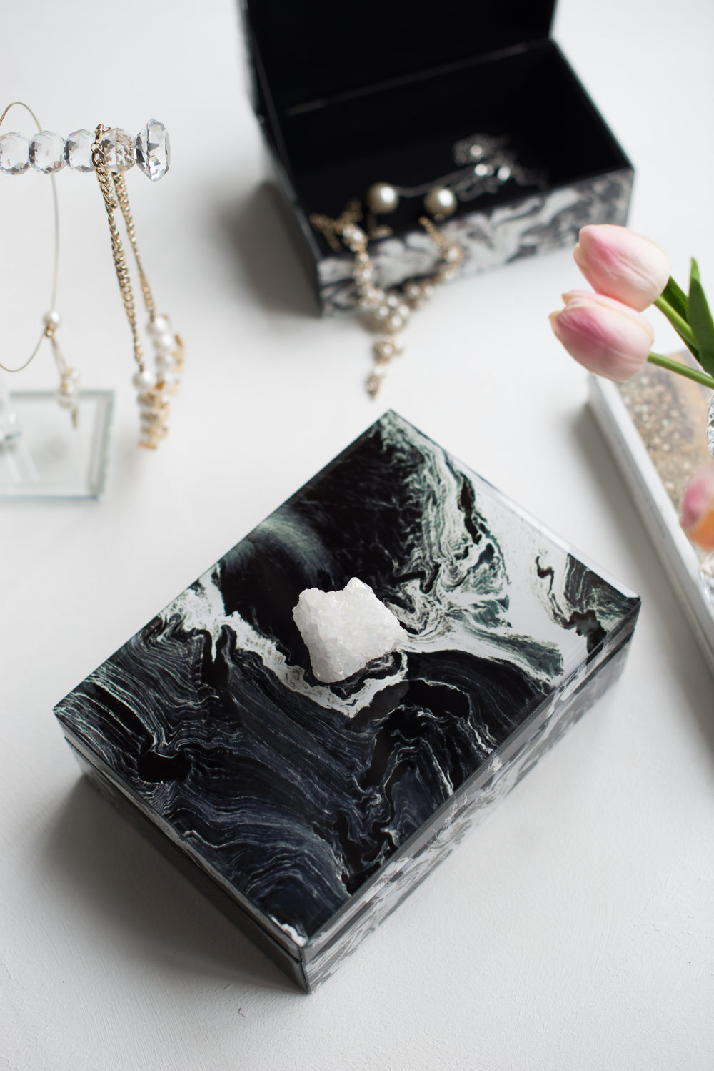 Chic Stackable Black Marbled Jewelry Box