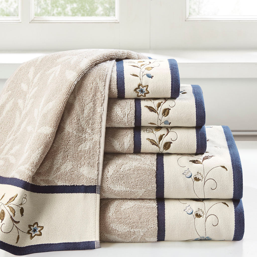 Cozy Cotton Jacquard Towel Set