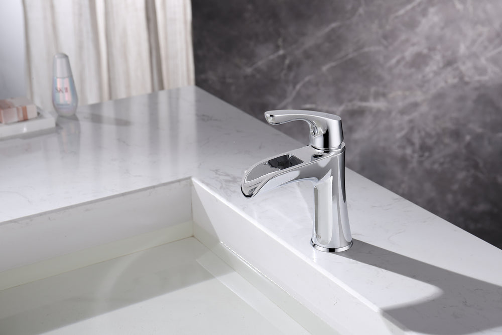 Sleek Single-Handle Bath Faucet