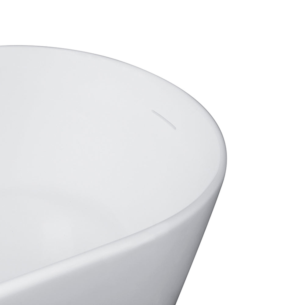 Luxury Oval Soaking Bathtub