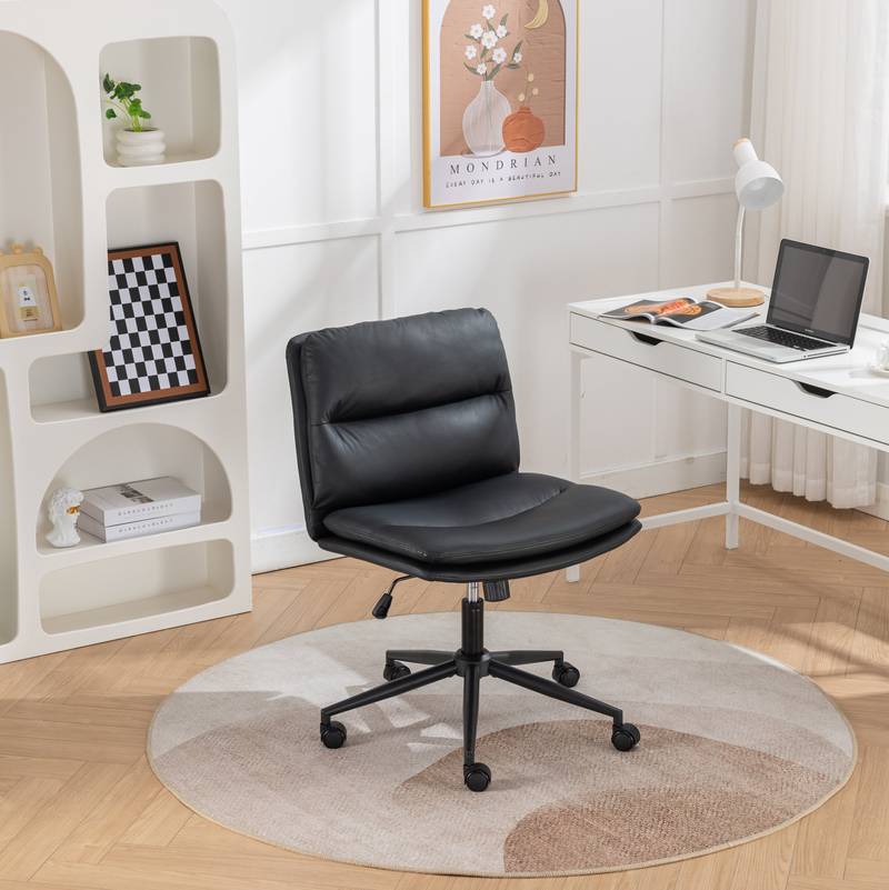 Criss-Cross Comfort Chair