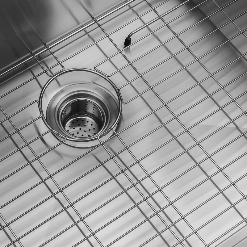 Farmhouse Stainless Steel Kitchen Sink: Sleek Workstation Design