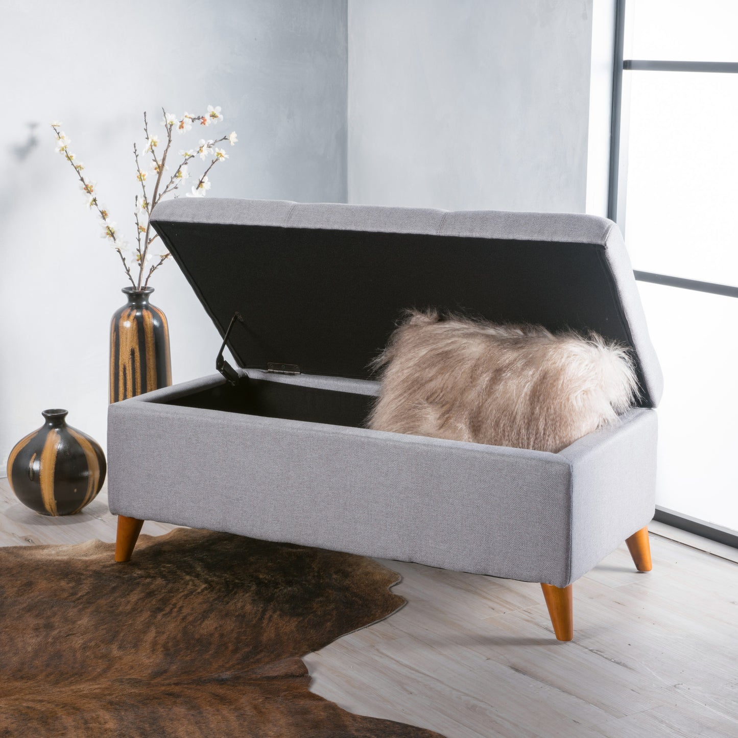 Chic Comfort Ottoman