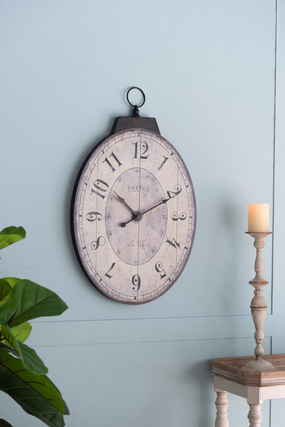 Charming Vintage Oval Wall Clock