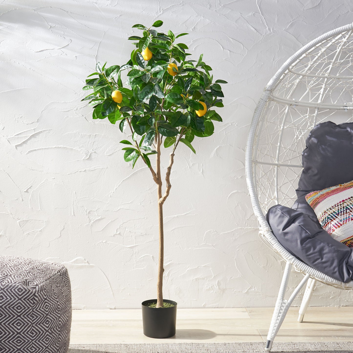 Lively Lemon Tree Décor