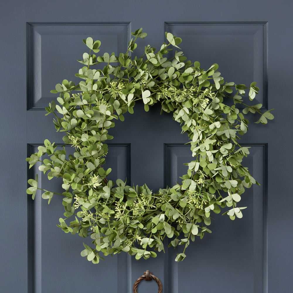 Charming Corniculate Wreath