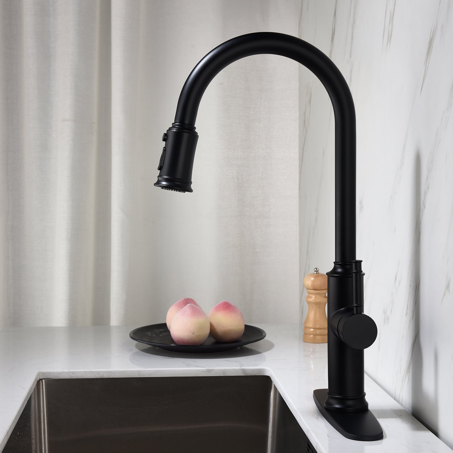 Pull-Out Kitchen Faucet