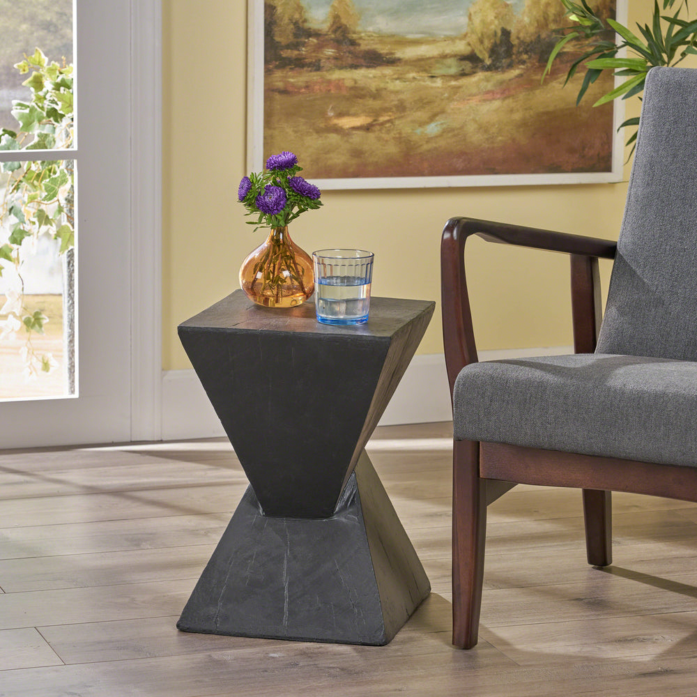 Chic Tess Side Table