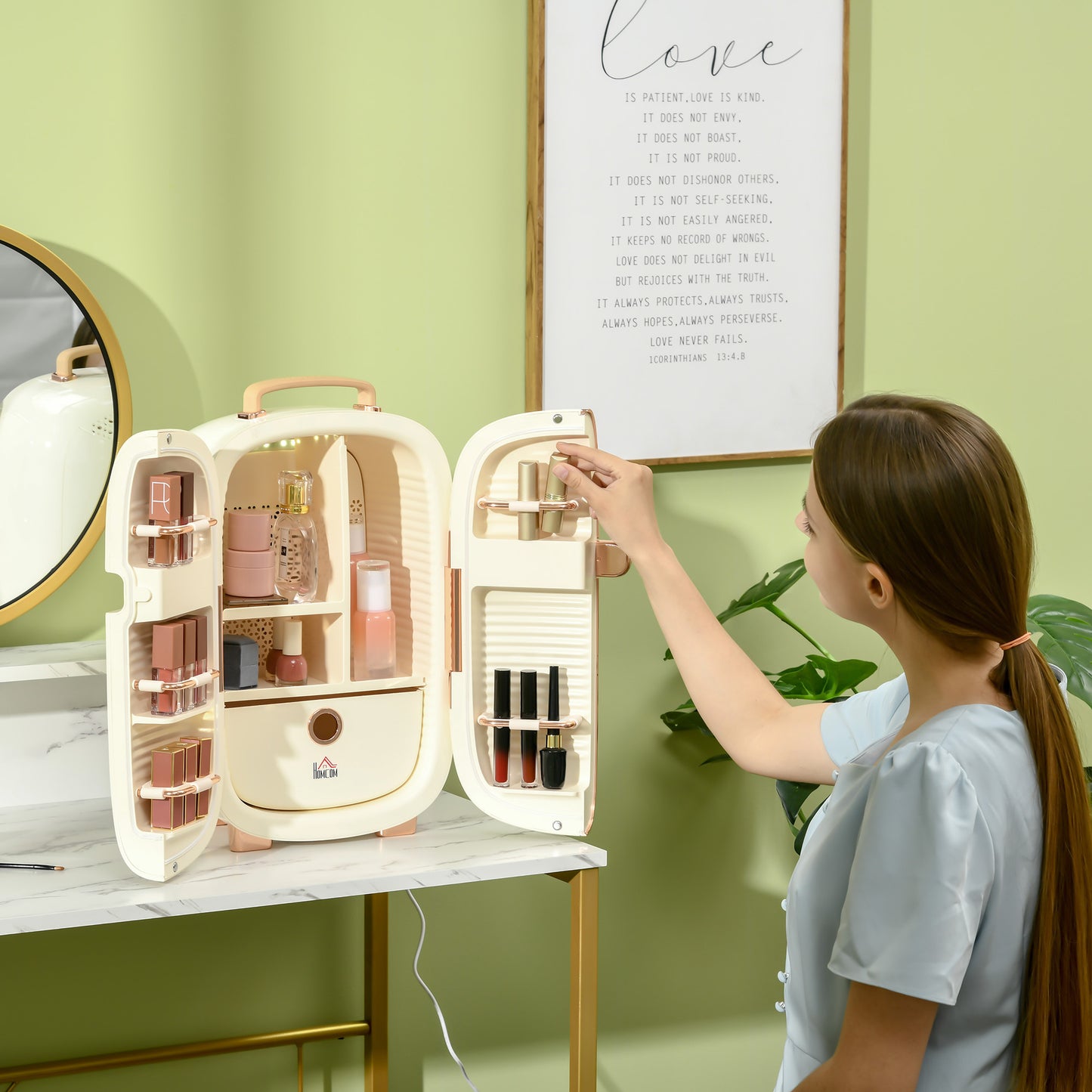 Chic Beauty Fridge - Your Portable Skincare Cooler!