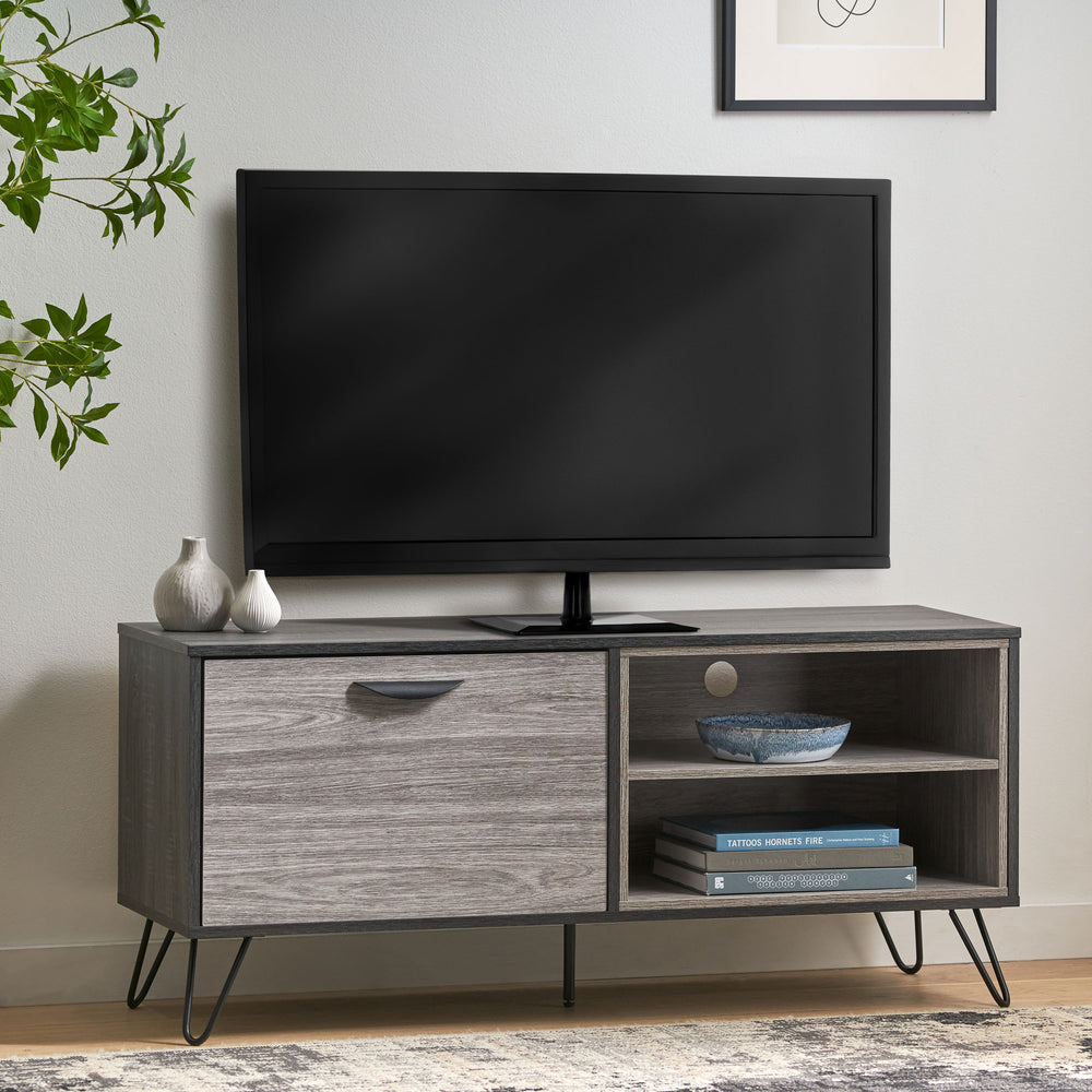 Chic TV Stand