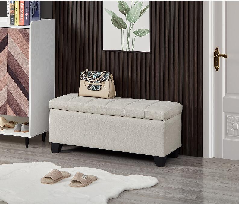 Cozy Storage Bench in Light Beige