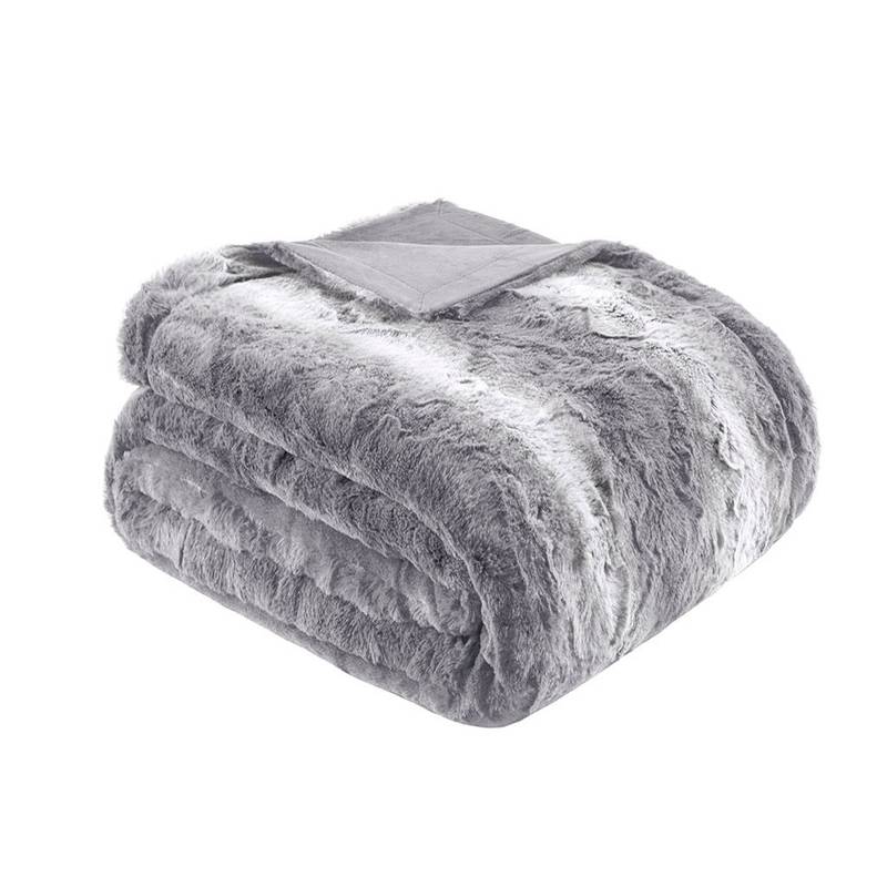 Cozy Luxe Faux Fur Blanket